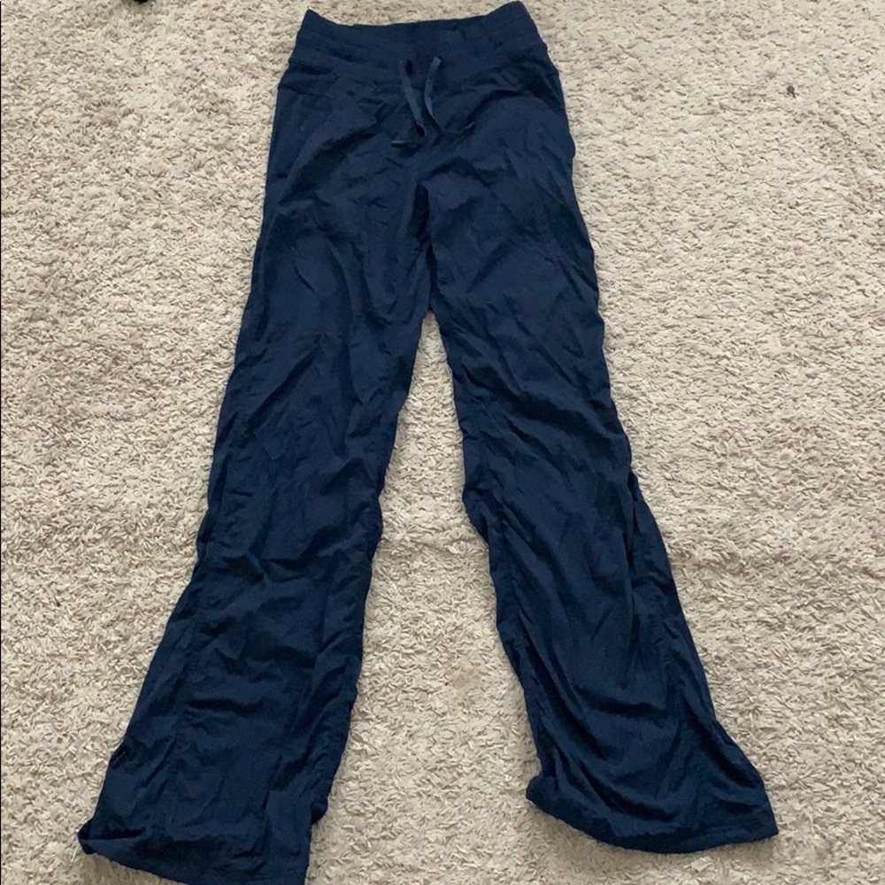 Lululemon yoga pants